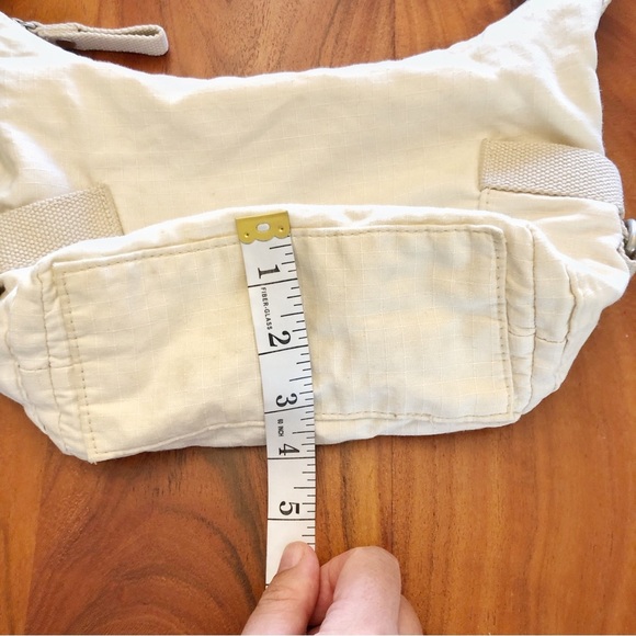 Roots Y2K Cream Neutral Tone Casual Festival Roomy Shoulder Bag. - Picture 12 of 14